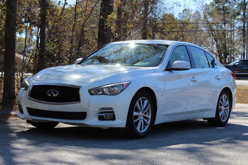 2014 INFINITI Q50 Base