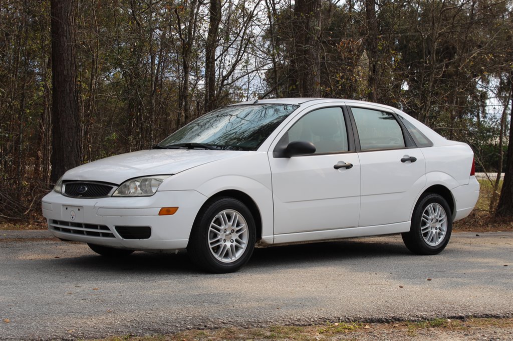 2007 Ford Focus ZX4 S