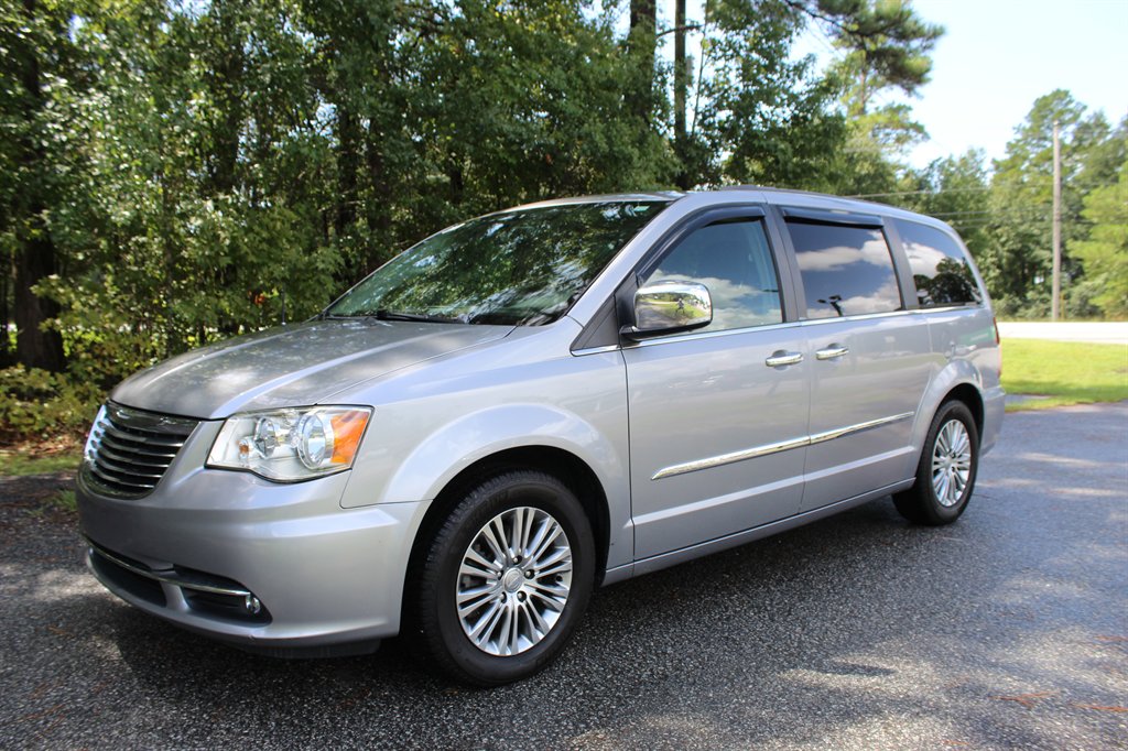 2014 Chrysler Town & Country